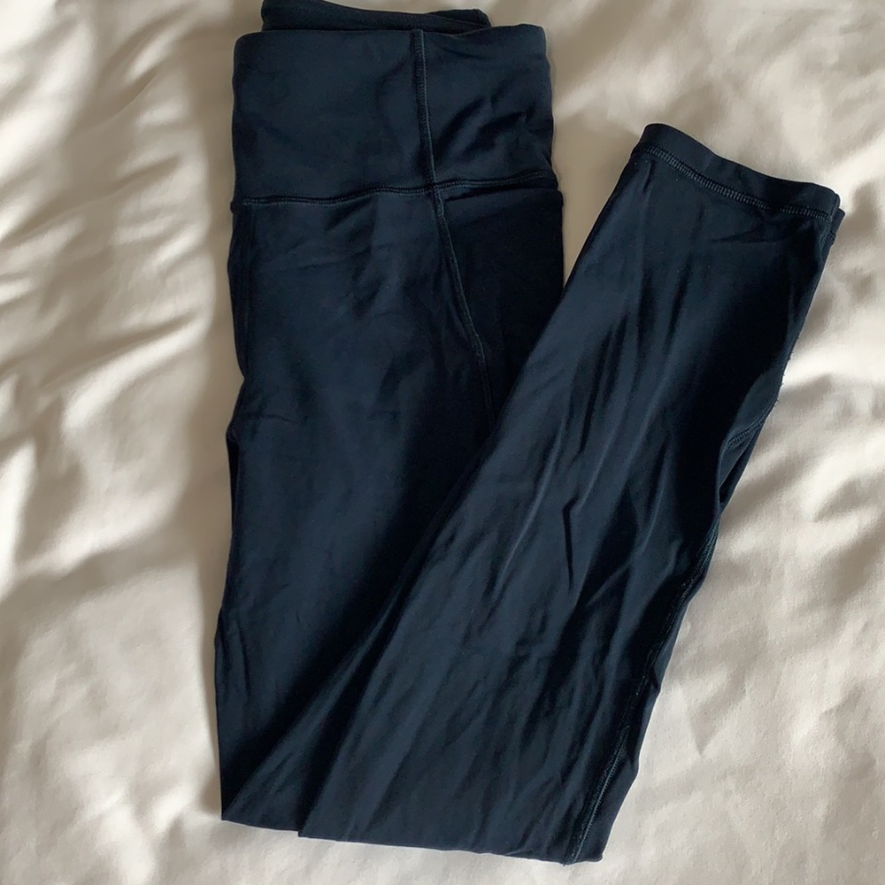 💖 Lululemon Crop Navy Legging